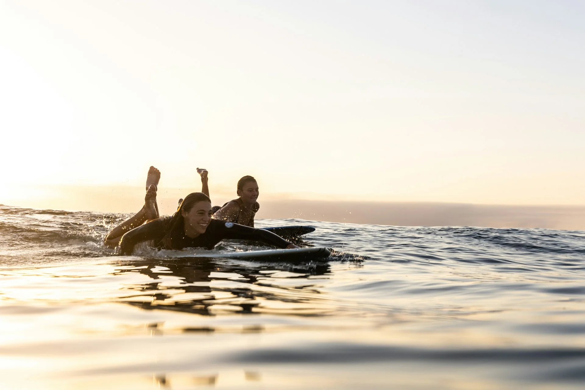 photo - oahu surfing community 