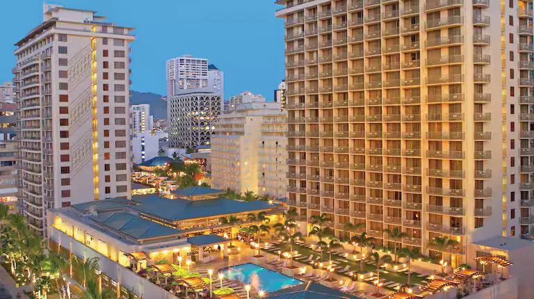 photo - view of one of the best hotels on waikiki beach